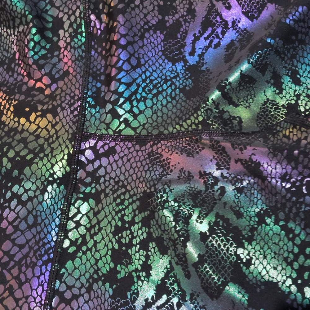 SOLD - CVG Bike Shorts Sz L Rainbow Gleam Snake Print Squats Approved - Picture 2 of 4